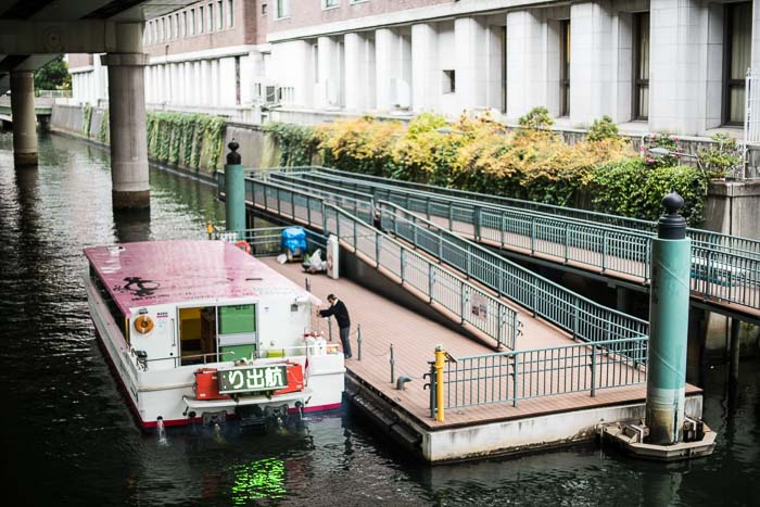 A cruise boat on the river in Nihonbashi