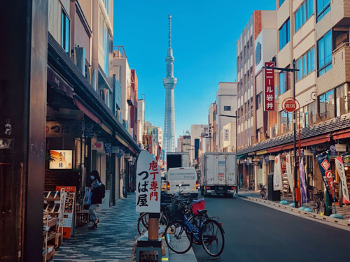 tokyo_sky_tree_near_Kappabashi