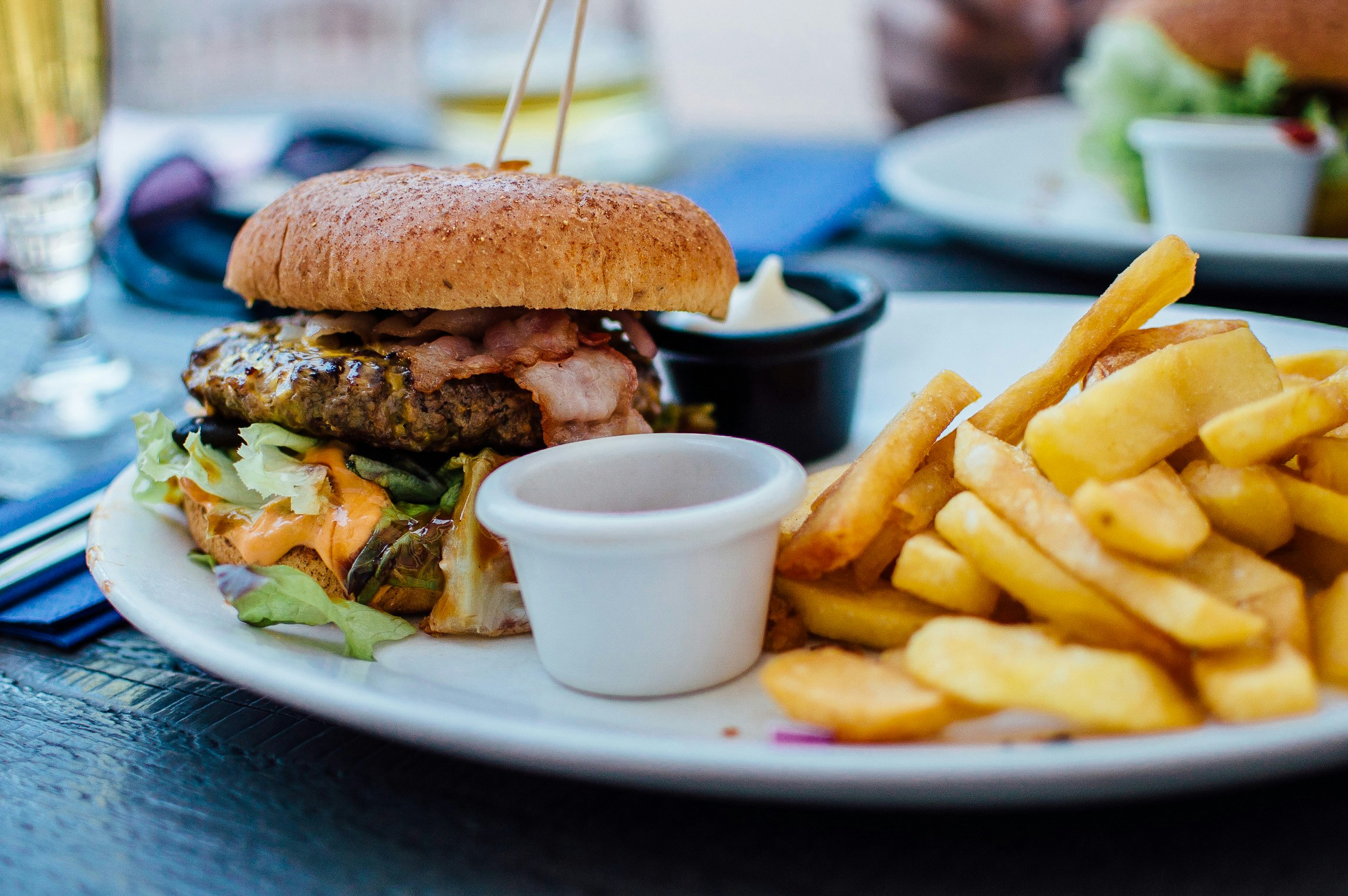 robin-stickel burger robin-stickel burger