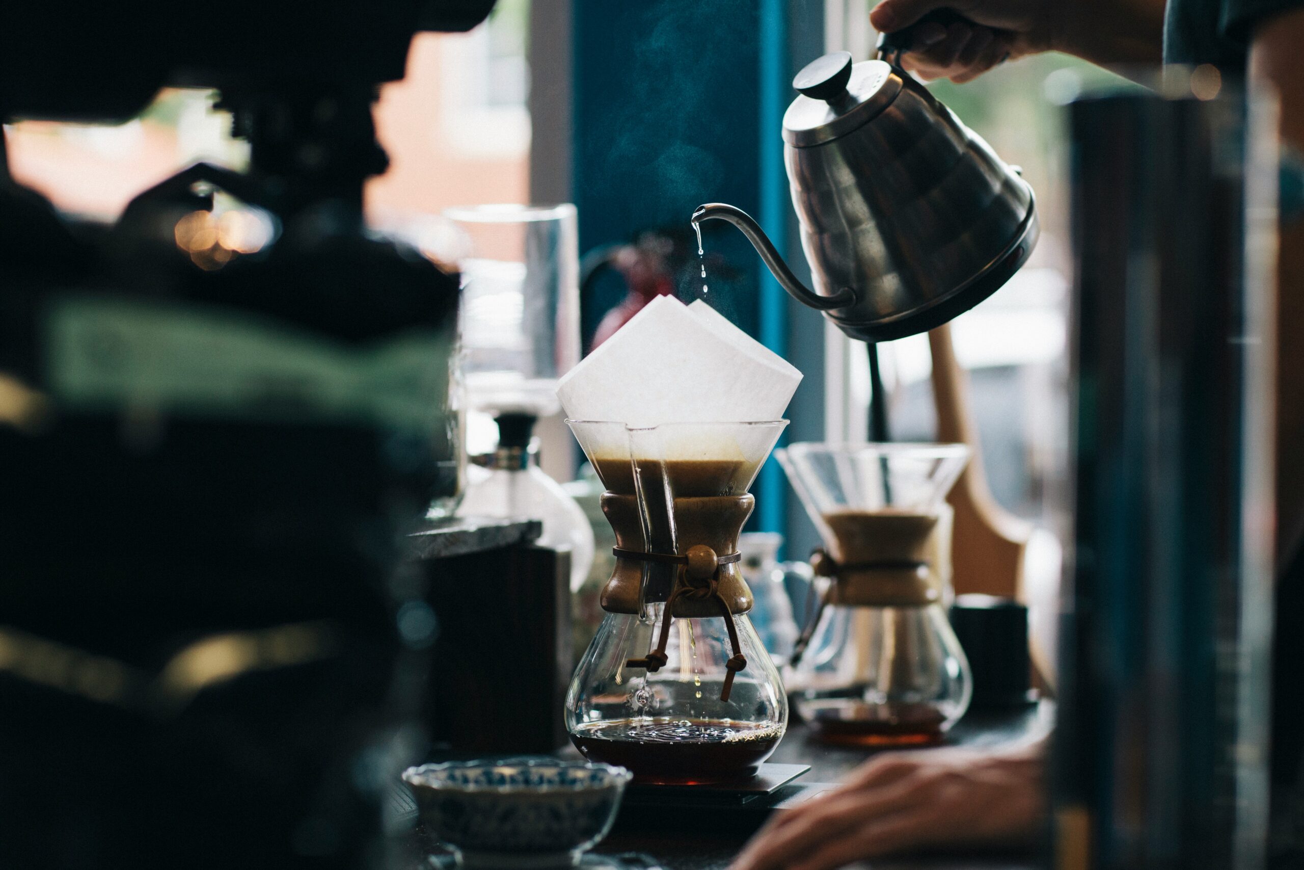 karl-fredrickson-TYIzeCiZ_60-unsplash Coffee in Japan by Karl Fredrickson